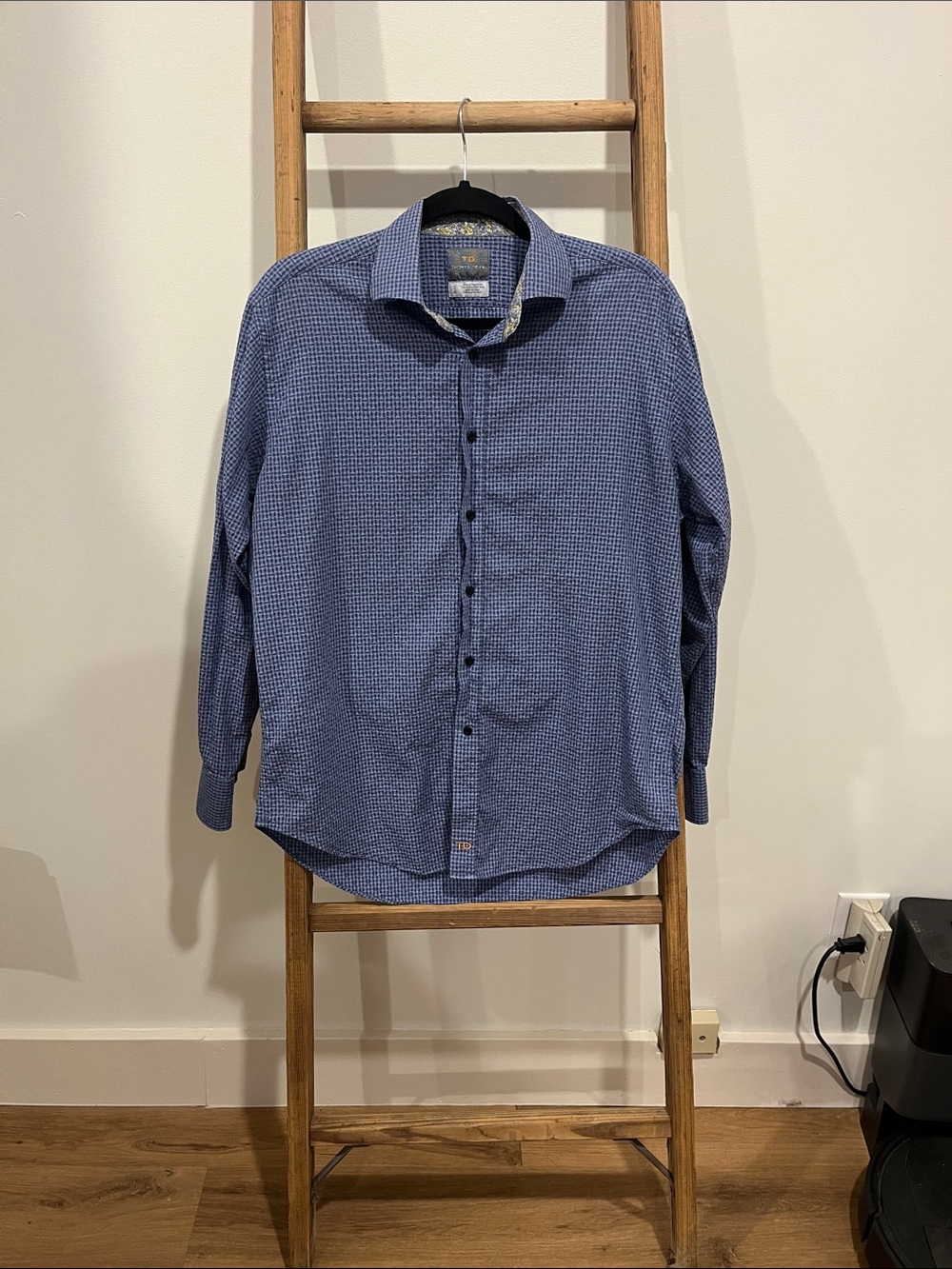 Thomas Dean Patterned Button Down Shirt